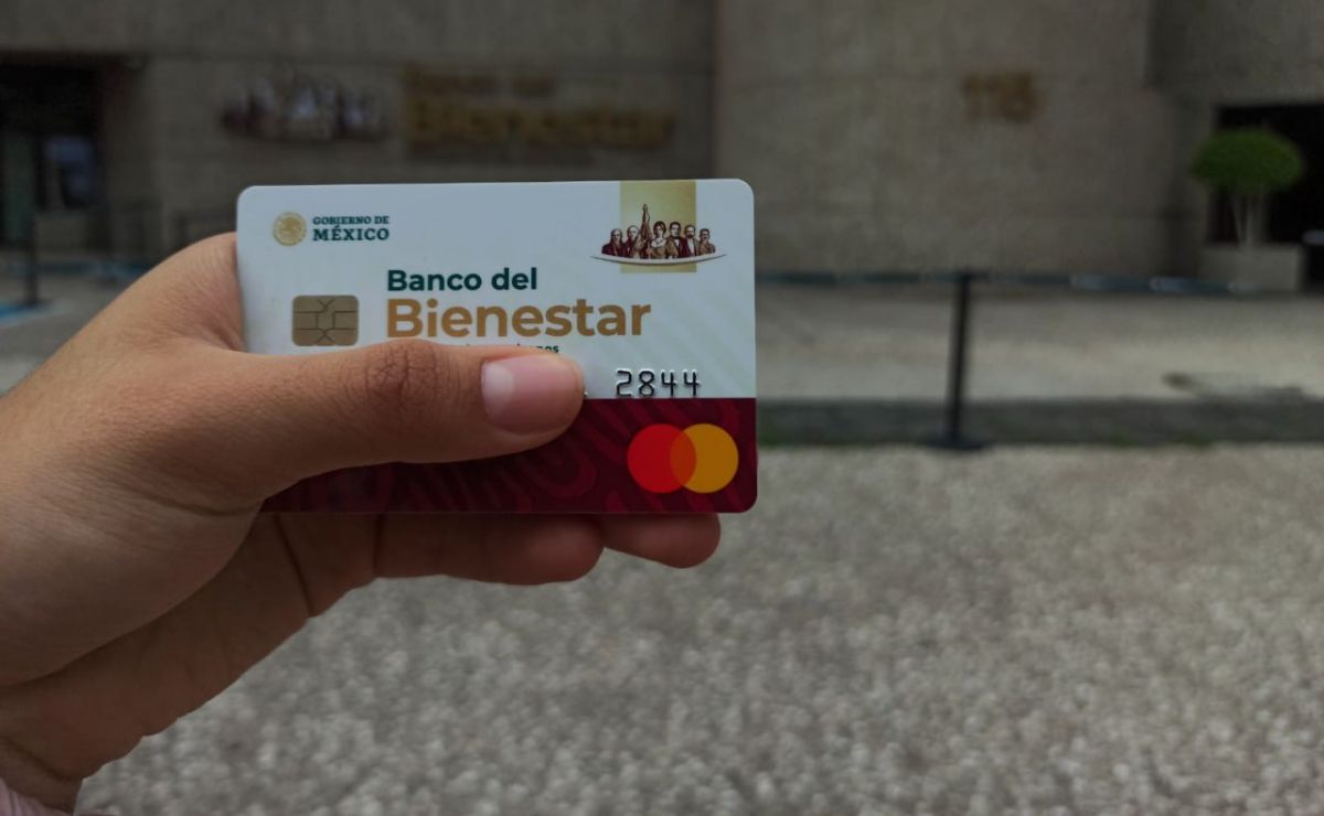 Se retomó la entrega de Tarjetas de Bienestar en 25 municipios de Puebla a partir de este 27 de mayo | Foto: Agencia Es Imagen para El Universal Puebla