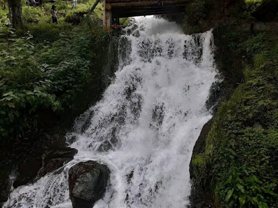 La hermosa cascada de San Pedro Atlixco se encuentra muy cerca de la ciudad de Puebla | Foto: Facebook Restaurant La Casacada Encantada San pedro Atlixco