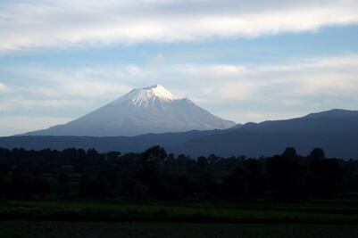 Organizan el tradicional "Ritual Volcán Popocatépetl" en Puebla