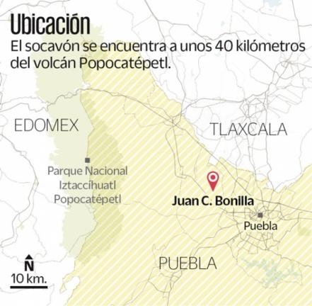 Dron capta en video a perritos atrapados en socavón de Puebla
