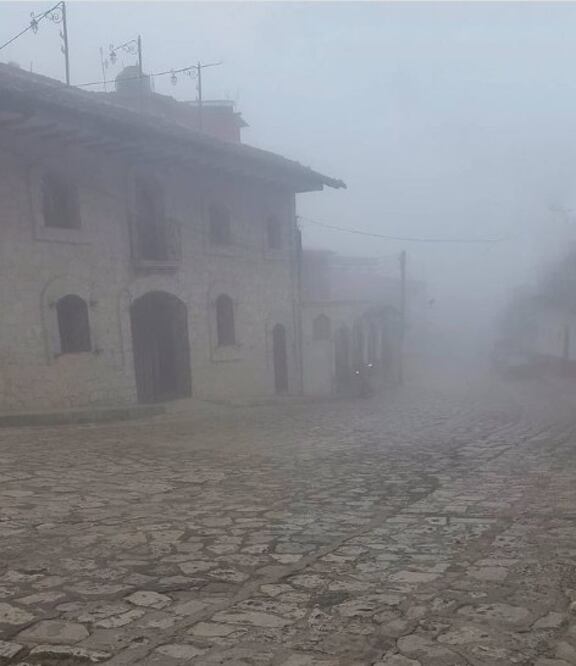 Varios internautas han identificado lugares de Cuetzalan como sacados de la serie | Foto: Cuetzalan Mágico