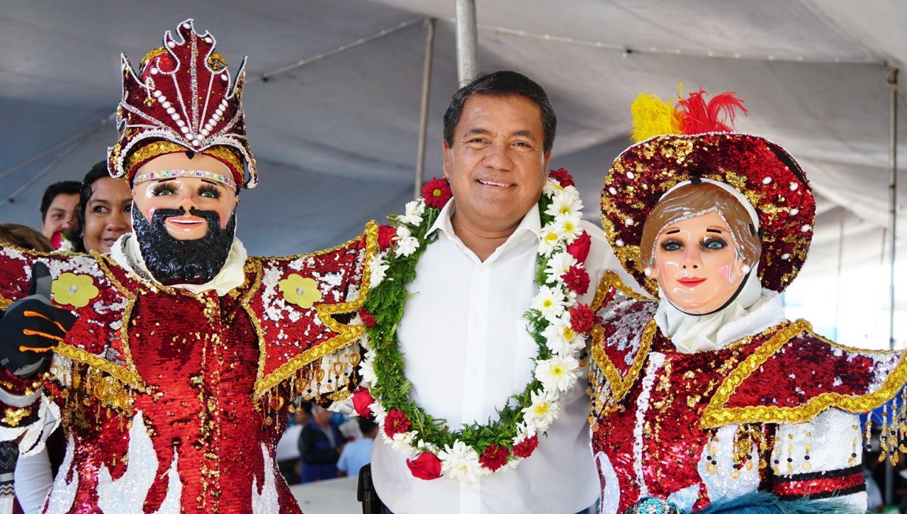 Julio Huerta estuvo de gira por el municipio de Amozoc | Foto: Agencia Es Imagen para El Universal Puebla