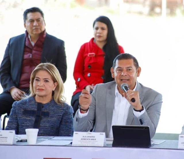 Construirán 900 viviendas para familias afectadas por las lluvias en Puebla