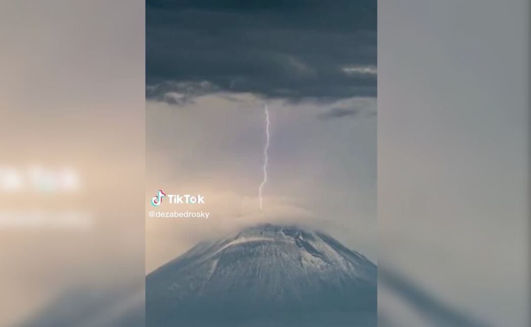 En los últimos días Puebla ha padecido actividad volcánica y tormentas eléctricas | Foto: TikTok dezabedrosky