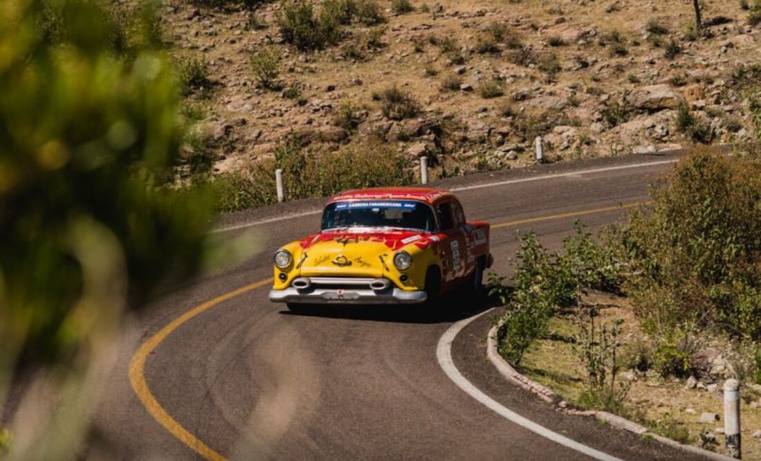 Los aficionados al automovilismo se darán cita en Tehuacán para presenciar la Carrera Panamericana | Foto: Facebook La Carrera Panamericana