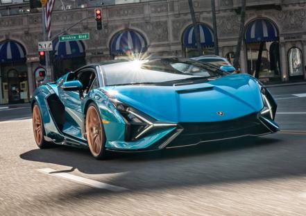 Por esta razón Lamborghini aún no lanzará un vehículo eléctrico