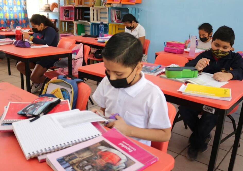Últimos días de preinscripciones presenciales en Puebla / Foto: Archivo El Universal