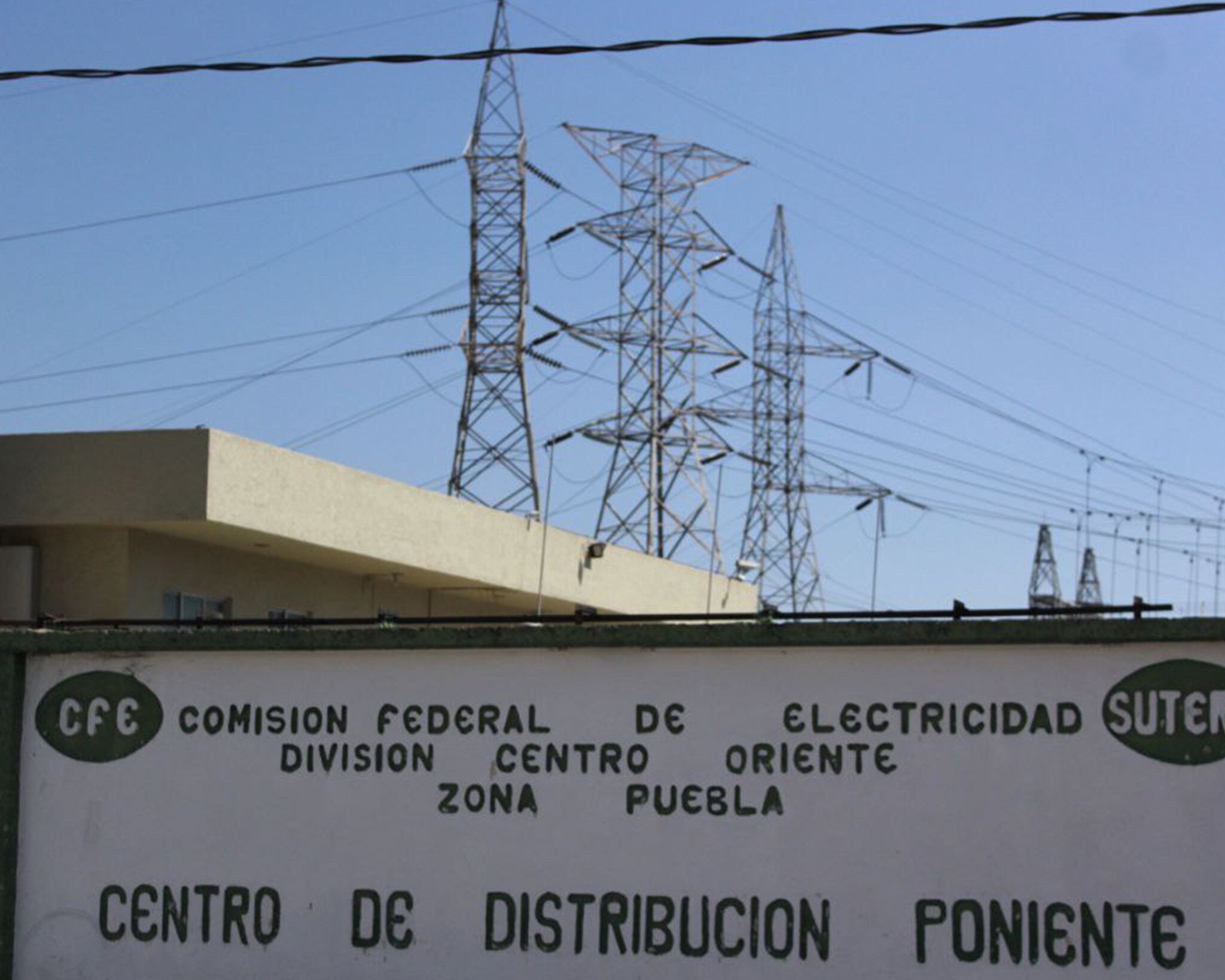 ¿Cómo son los contratos del DAP con la CFE?