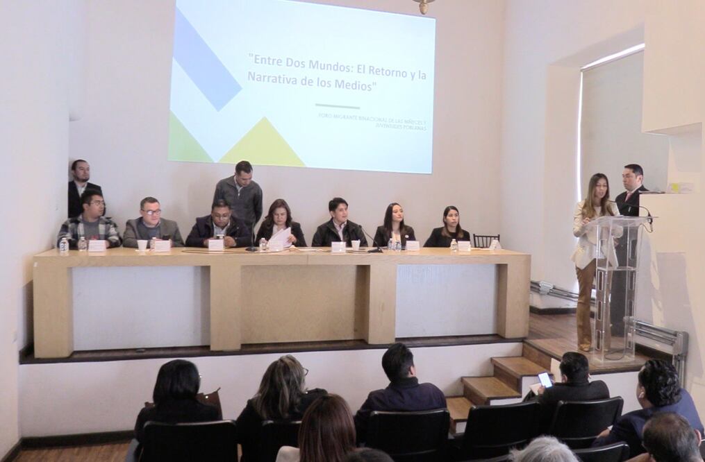 Diputados organizaron un foro sobre niños y jóvenes de origen poblano que nacieron en EU | Foto: Congreso del Estado de Puebla