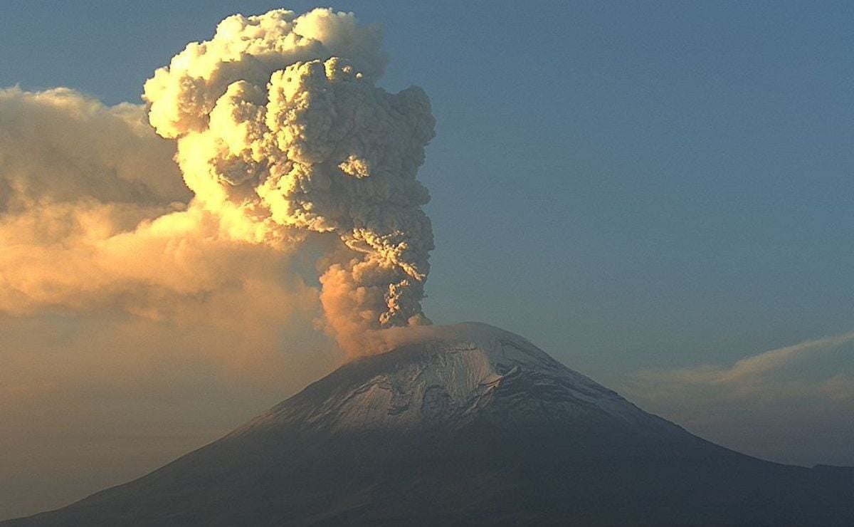 Cinco cuentas oficiales que deberías seguir para estar alerta del Popocatépetl