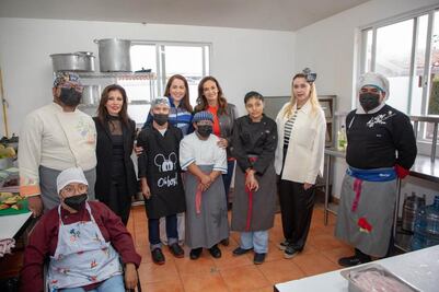 SMDIF Puebla comparte prácticas exitosas con otros municipios