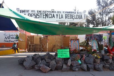 Estas son las mañanitas. Celebran 4 meses de bloqueo Bonafont-Puebla