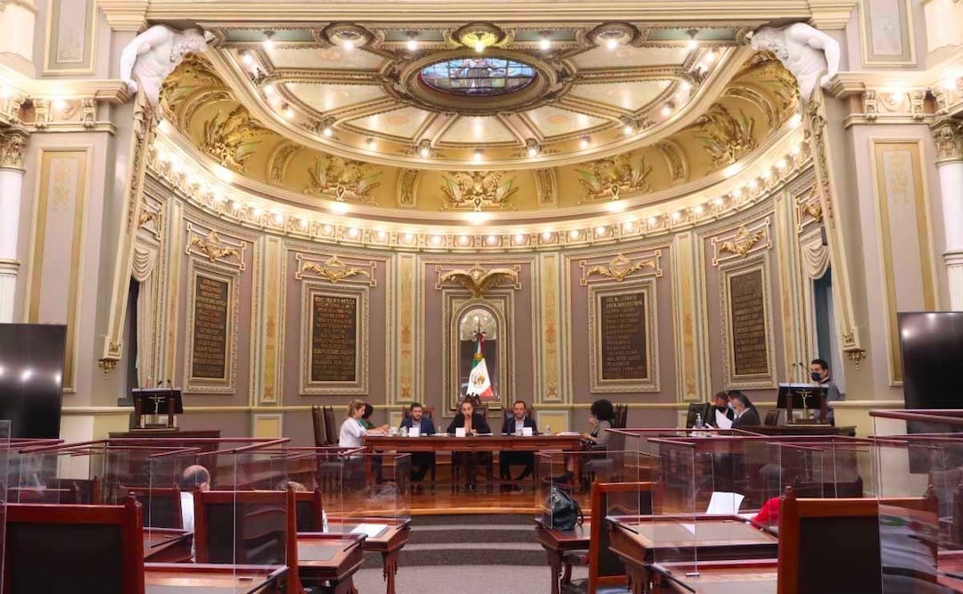 El Congreso de Puebla inició la discusión del presupuesto 2023. Foto: Imagen: Agencia Es Imagen