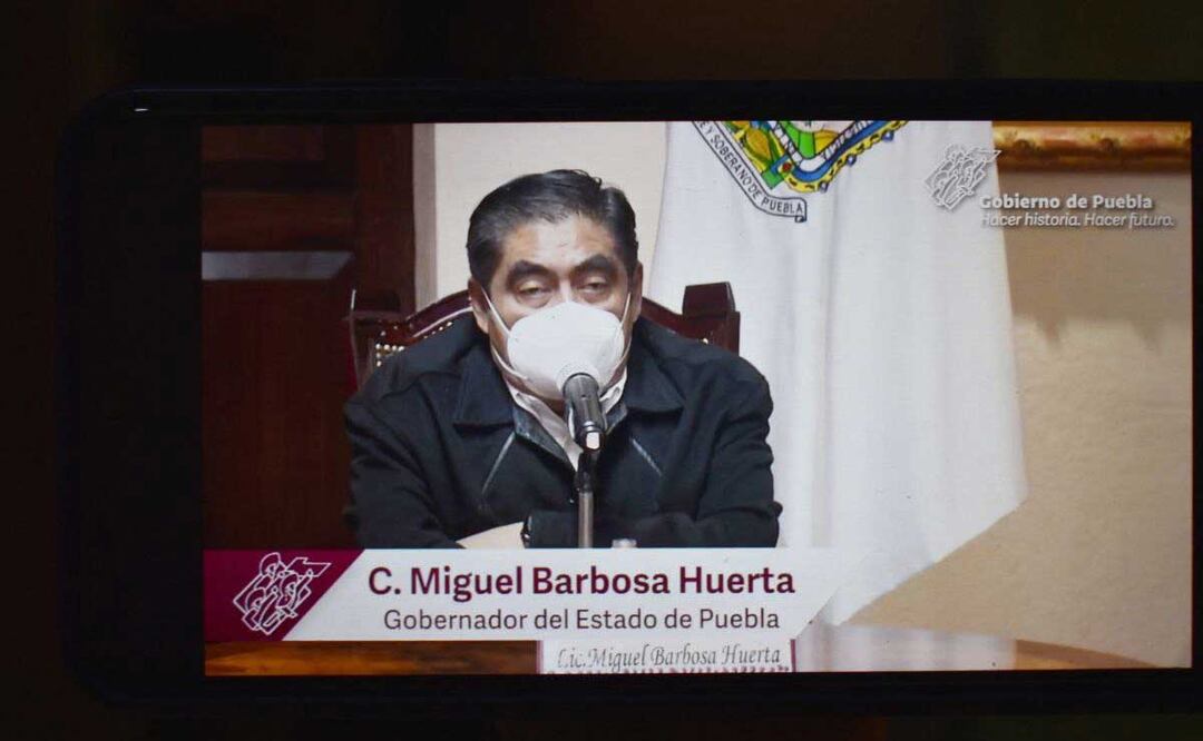 La primera conferencia matutina de Miguel Barbosa fue el 28 de febrero del 2020 | Foto: Agencia Es Imagen para El Universal Puebla