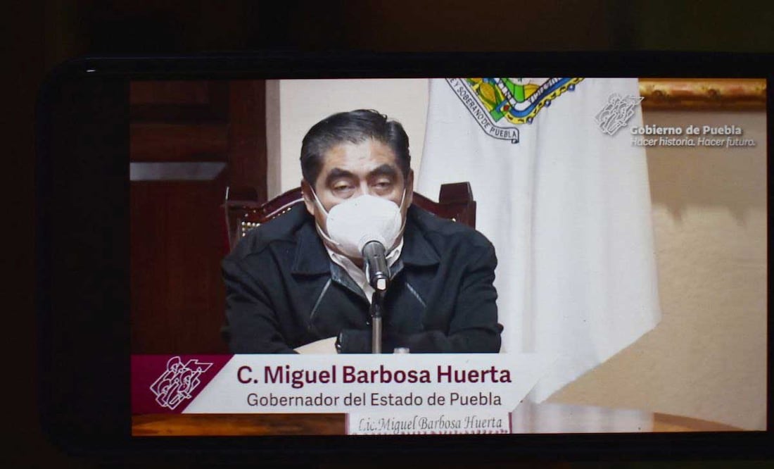 La primera conferencia matutina de Miguel Barbosa fue el 28 de febrero del 2020 | Foto: Agencia Es Imagen para El Universal Puebla