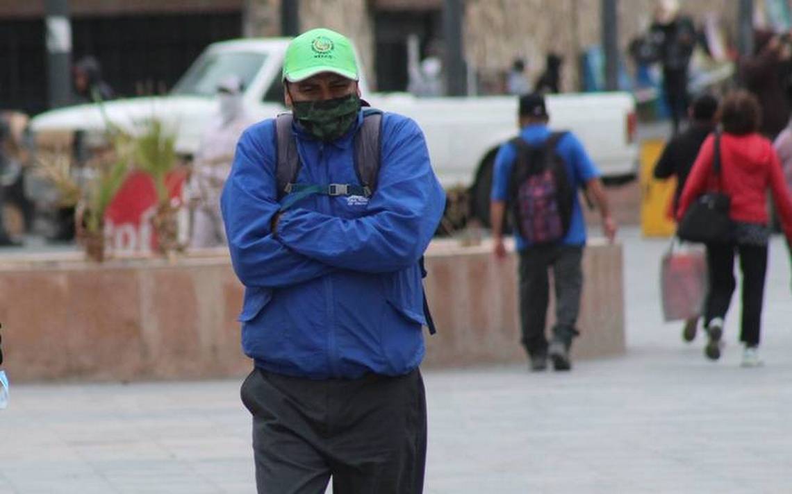 niebla.
La Coordinación General de Protección Civil y Gestión del Riesgo de Desastres indicó que, a pesar de las bajas temperaturas registradas en varias regiones del estado, el fenómeno climatológico hasta el momento no ha provocado incidentes graves, por lo que se ha reportado un saldo blanco. 

Foto: Producción El Universal Puebla