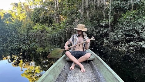 Luisito Comunica. Así es la fabulosa casa del árbol en la que se hospedó en su último viaje