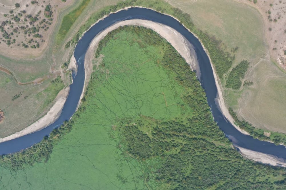 Se ha estipulado la elaboración del Plan Integral de Saneamiento de la Cuenca para limpiar el río Atoyac | Foto: Agencia Es Imagen para El Universal Puebla