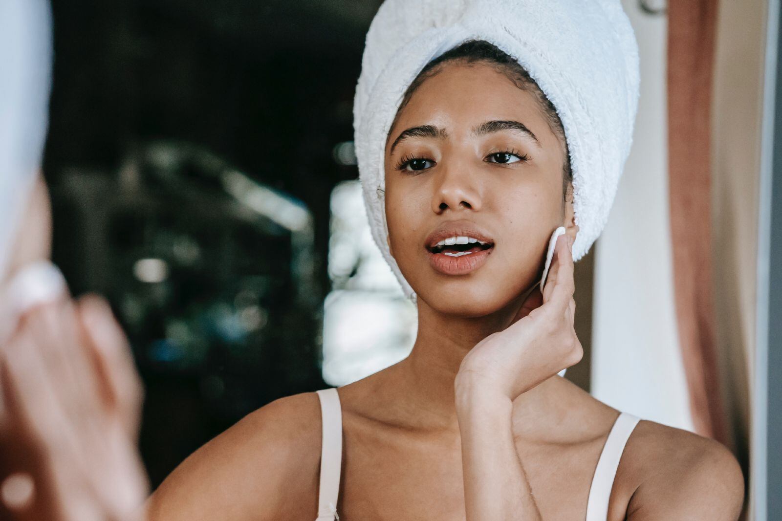 Por esta razón, muchos productos de belleza lo utilizan como un componente ideal para incorporar en cosméticos, contribuyendo así al cuidado de nuestro cutis.

Foto: Producción El Universal Puebla