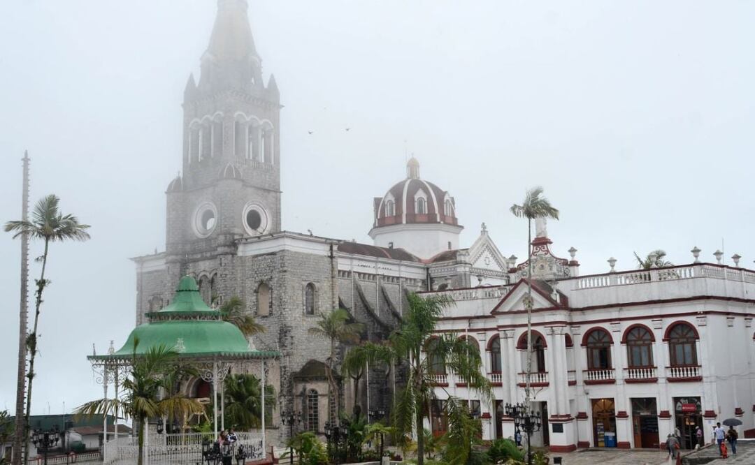 La neblina del Pueblo Mágico de Cuetzalan les recuerda a muchos la película de Silent Hill | Foto: Agencia Es Imagen para El Universal Puebla