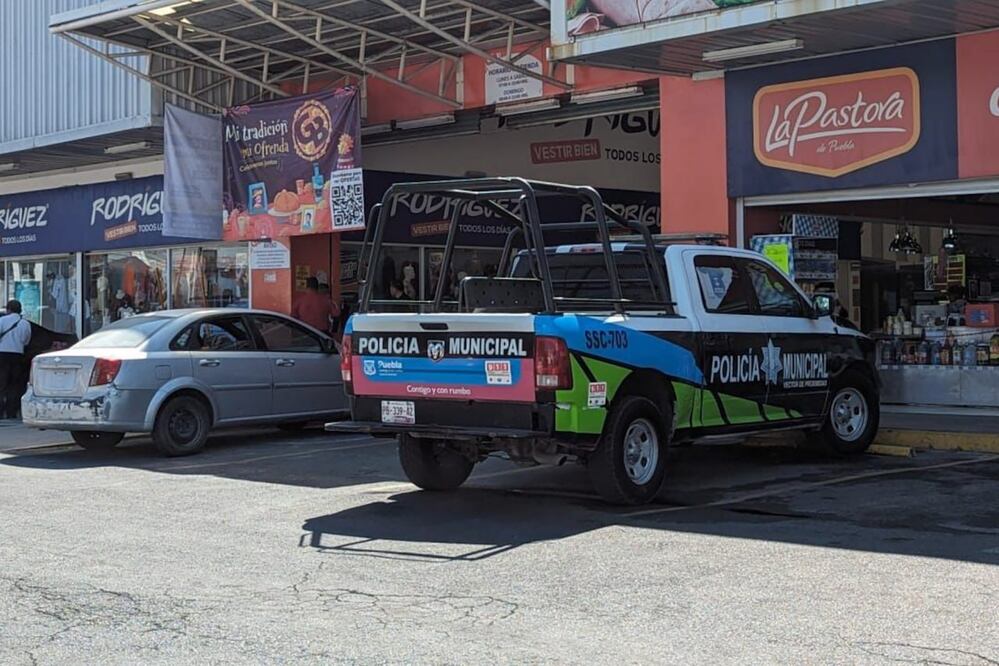 Un feto humano fue abandonado en los sanitarios de la Plaza Loma Bella | Foto: Agencia Es Imagen para El Universal Puebla