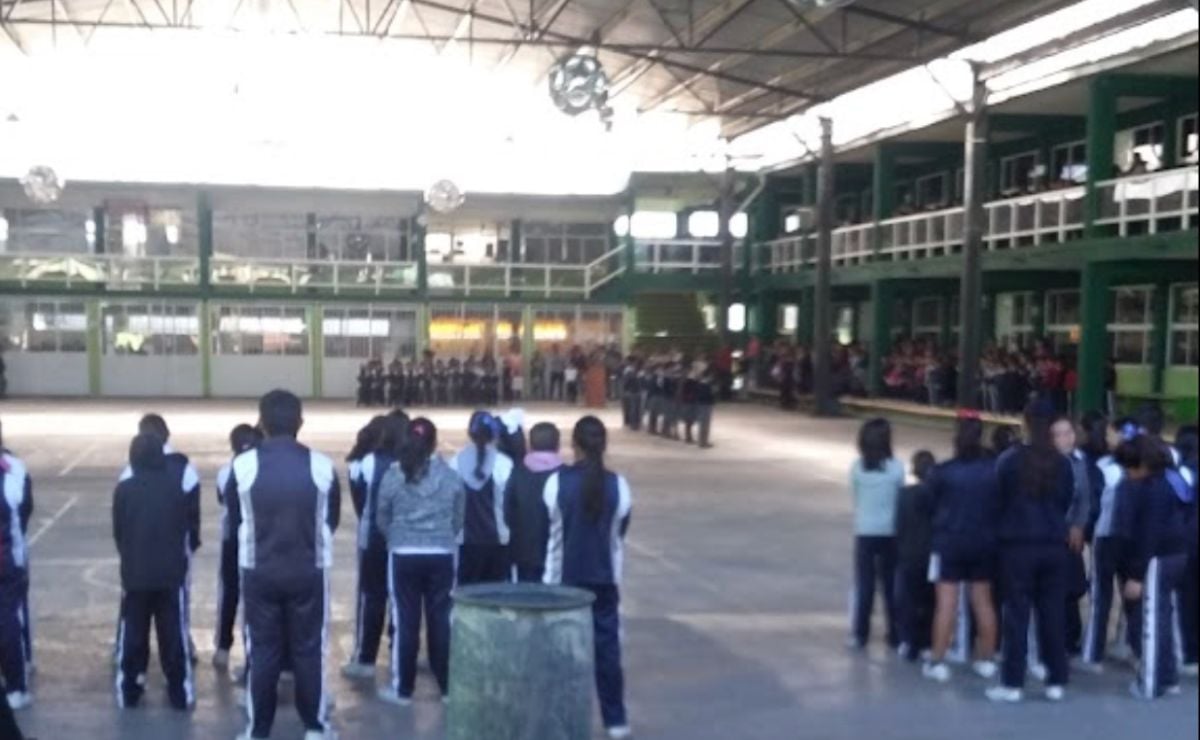 Estudiantes se intoxican con presunta droga en Tehuacán, SEP informa que están fuera de peligro
