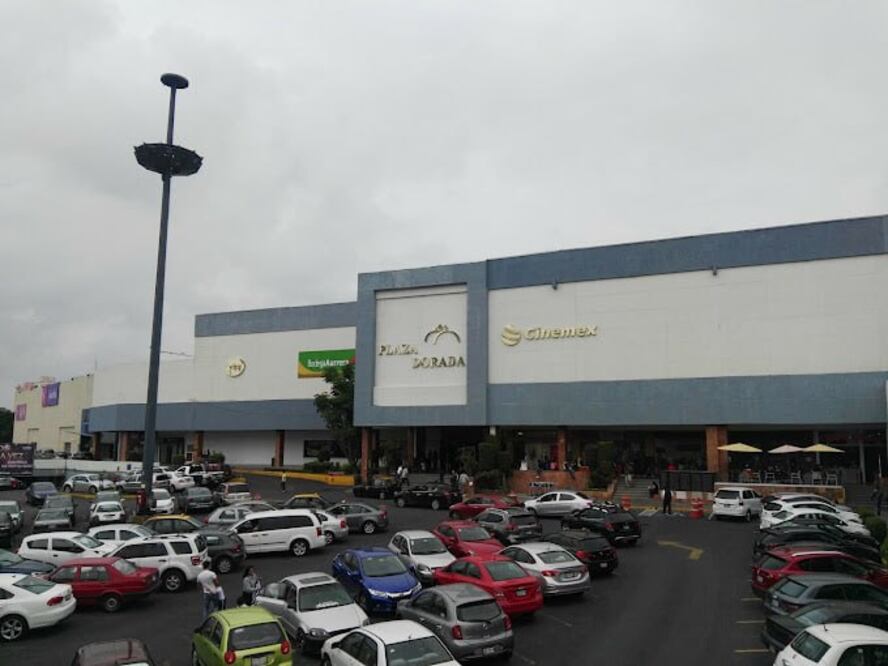 En Plaza Dorada se registró un accidente con una bala perdida | Foto: Google / Melisa Ornelas