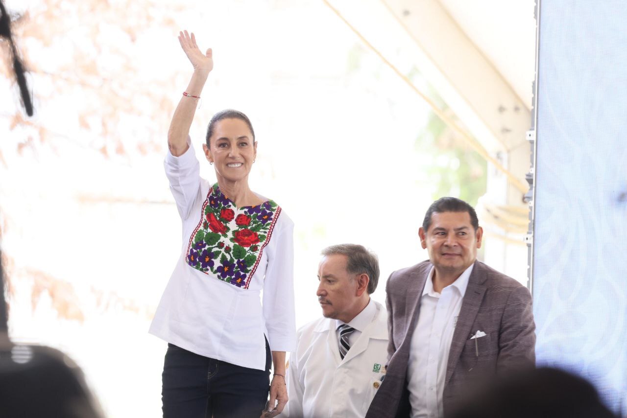 Claudia Sheinbaum inaugura dos nuevas torres en el Hospital de la Niñez Poblana | Foto: Gobierno del Estado.
