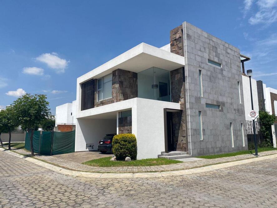 En Lomas de Angelópolis hay rentas que superan los 16 mil pesos mensuales | Foto: Inmuebles 24