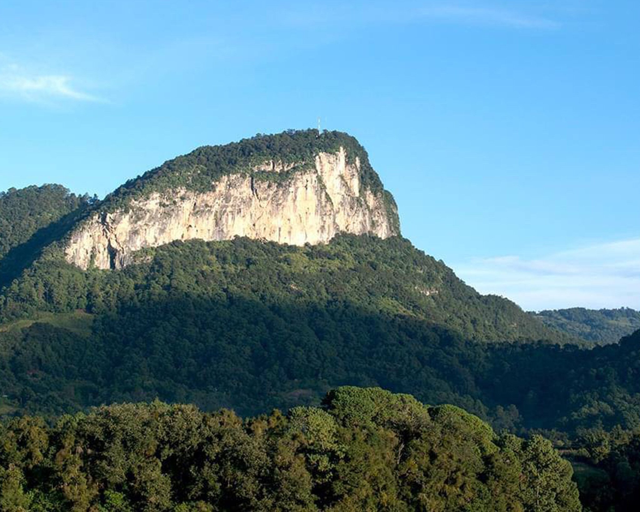 Conoce la cueva prohibida de Tlatlauquitepec, el misterio de Olinteutli