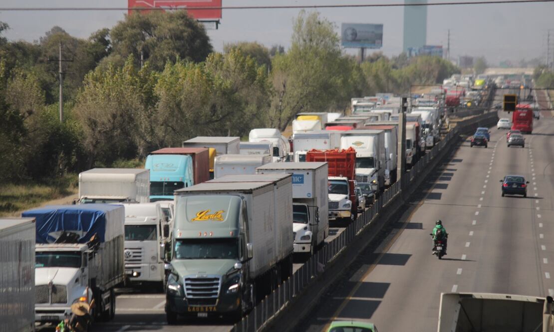 Accidente en la México-Puebla genera tráfico en dirección hacia la Ciudad de México | ES IMAGEN