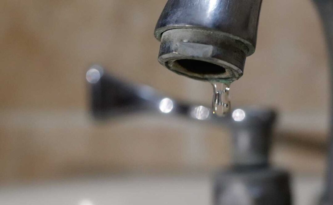 Especialistas prevén que la escasez de agua potable empeore en los próximos años | Foto: agencia Es Imagen para El Universal Puebla