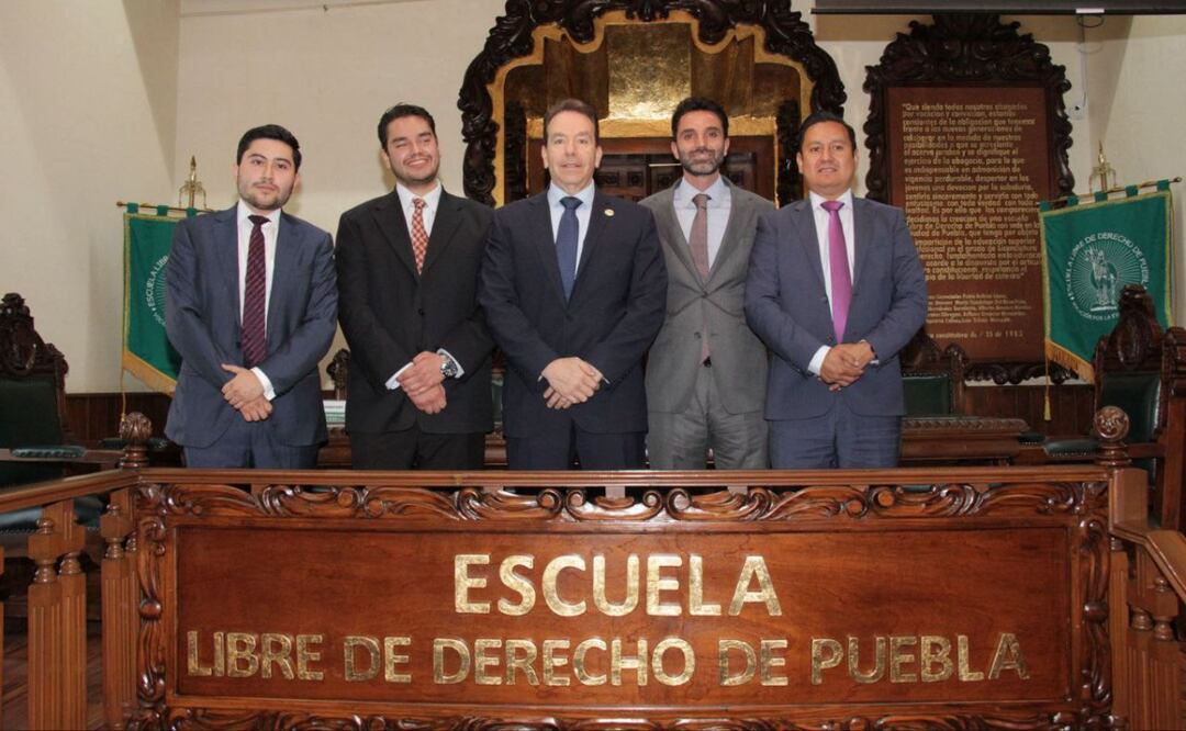 Programas sociales promueven la justicia social, asegura Abdala en la Escuela Libre de Derecho | Foto: Escuela Libre de Derecho.