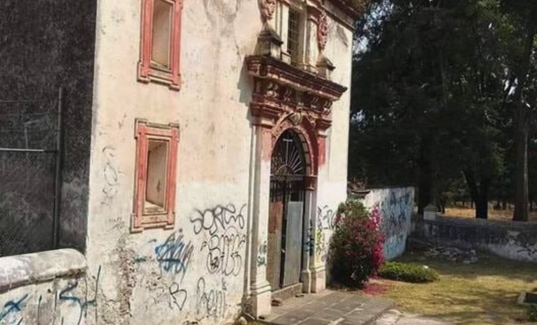 Usuarios en redes sociales pidieron que se haga un documental sobre el panteón y la iglesia del fraccionamiento Hacienda Manzanilla por su vibra misteriosa | Foto: Perez Castro Leafar Raphael