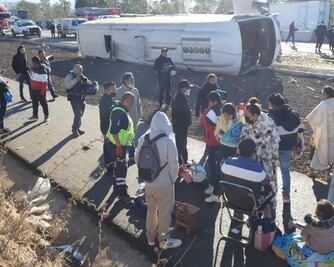 Delicados, seis peregrinos heridos en el accidente de la autopista México-Puebla