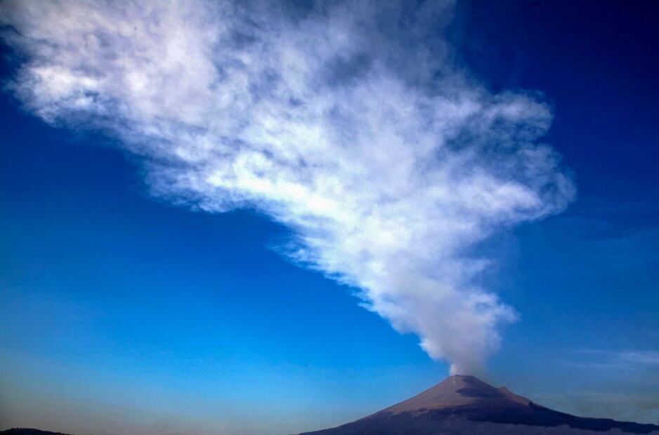 Volcán Popocatépetl / Twitter Sergio Salomón