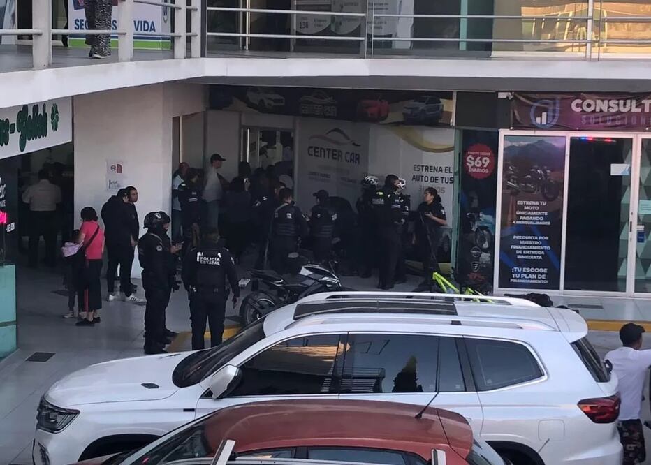 Poblanos acusaron ser defraudados por Car Center | Foto: Redes Sociales