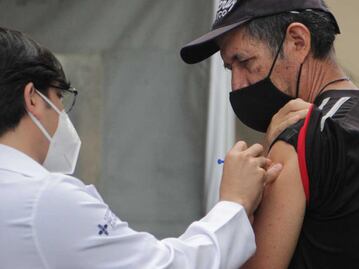 Puebla está lista para aplicar tercera dosis a adultos mayores: Barbosa