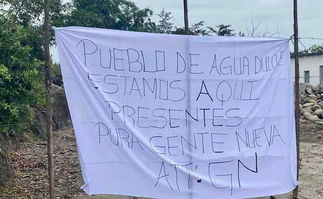 Las presuntas narcomantas localizadas en Puebla hacen referencia a la llegada de un grupo criminal | Foto: Especial