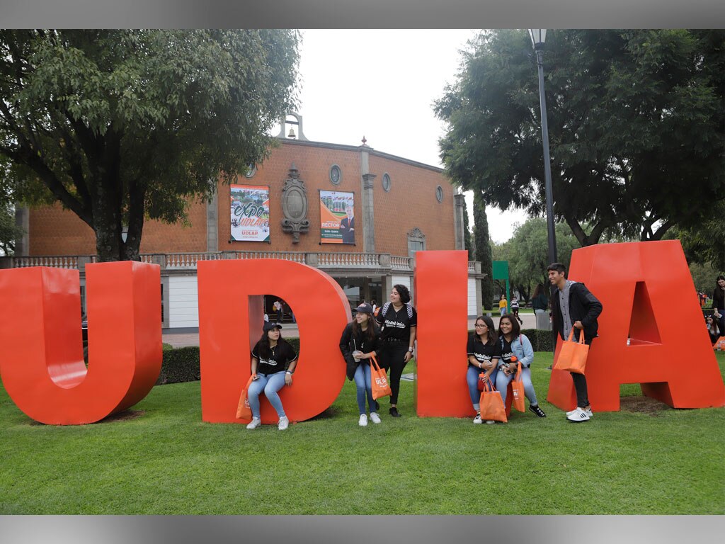 Estudiantes de la UDLAP e ITESM podrían regresar a las aulas en mayo