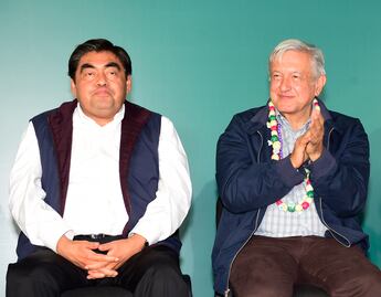 Bertha Luján le recuerda a Barbosa que llegó al gobierno por AMLO