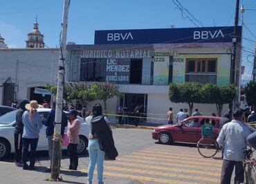 Matan a escolta y lesionan a empresario tras asalto en BBVA