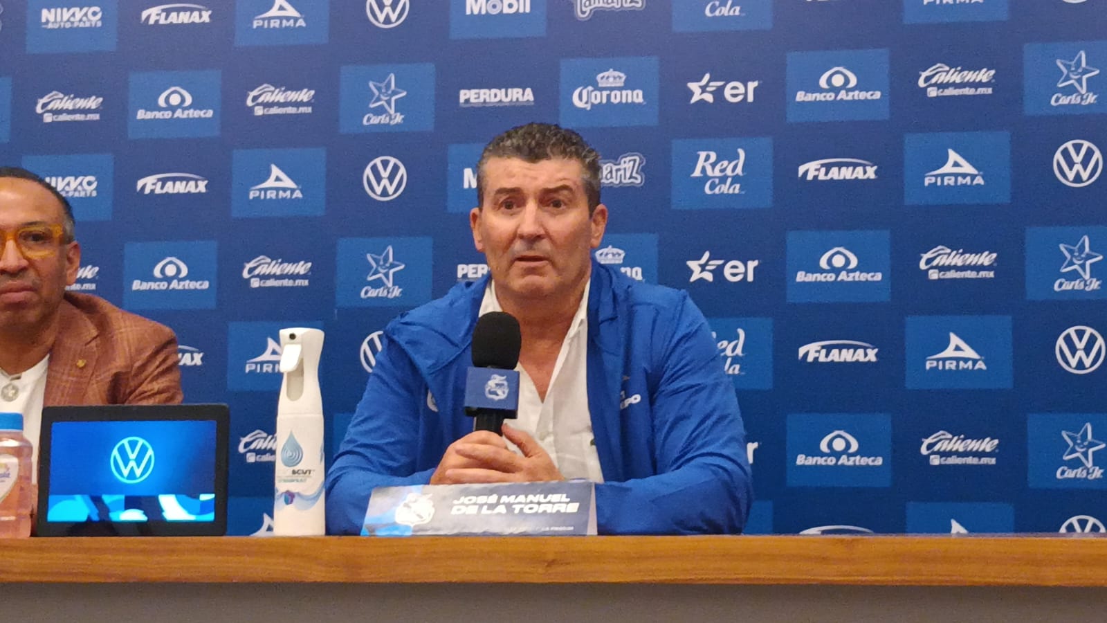 Por otro lado, el entrenador jalisciense mencionó que el equipo está en buena forma, a pesar del considerable esfuerzo realizado en los entrenamientos. 

Foto: Producción El Universal Puebla