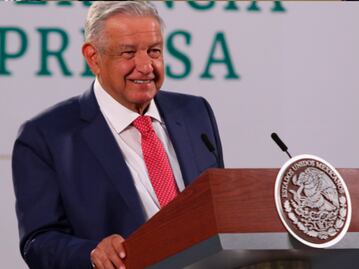 TEPJF prohíbe difundir propaganda política en "mañaneras" de AMLO durante campañas