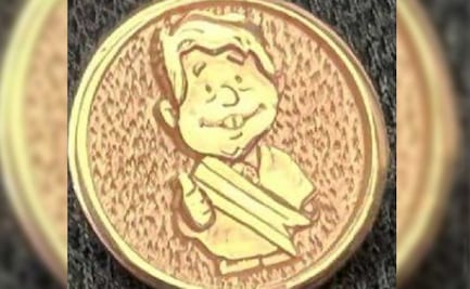 AMLOmanía crece con la venta de joyas y otras curiosidades en Mercado Libre