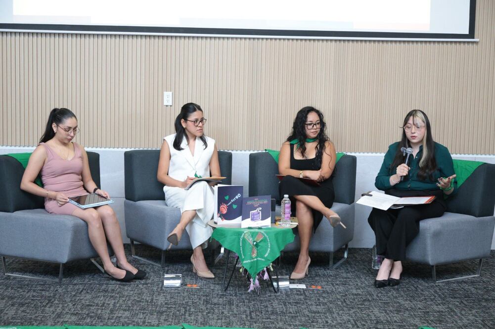 Colectivos presentan en Congreso del Estado “Guía para monitorear acceso al servicio de aborto seguro” | Foto: Congreso del Estado.