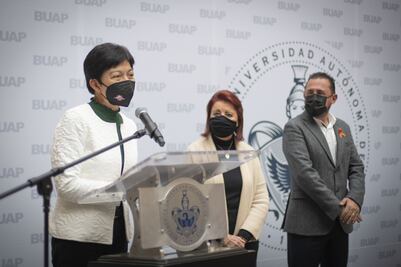 Celebran 65 años de autonomía en la BUAP