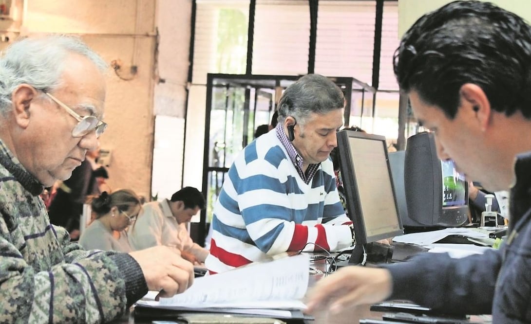 En lo que va del presente año, un millón 468 mil 501 empleados dispusieron dinero de su Afore. Foto: Archivo. El Universal