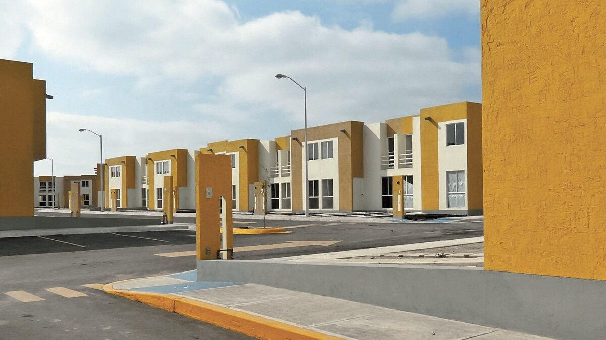 Es importante mantener contacto directo con Infonavit y seguir sus instrucciones específicas durante todo el proceso para asegurarte de cumplir con todos los requisitos y recibir el apoyo adecuado.

Foto: Producción El Universal Puebla