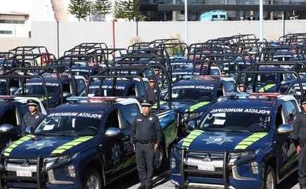 Entrega Lalo Rivera 156 nuevas patrullas
